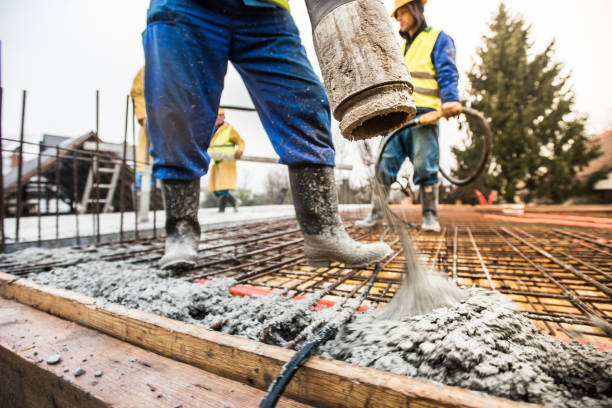 Best Concrete Sidewalk Installation in Avodo Heights, CA